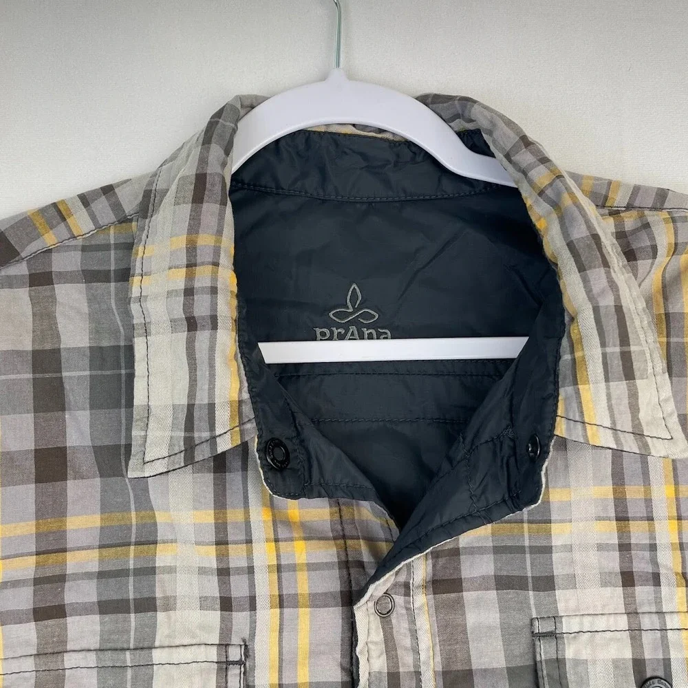 prAna Jacket Mens Size XL Rhody Reversible Black Multi Plaid Snap Button Outdoor